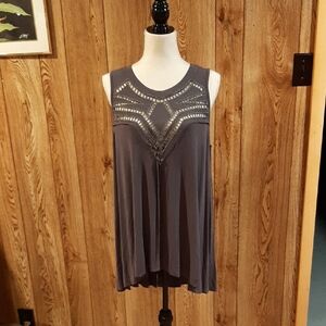 🥀NWT POL Grey Cut-Out Fun-Back Detailed Long Tank (M)🥀